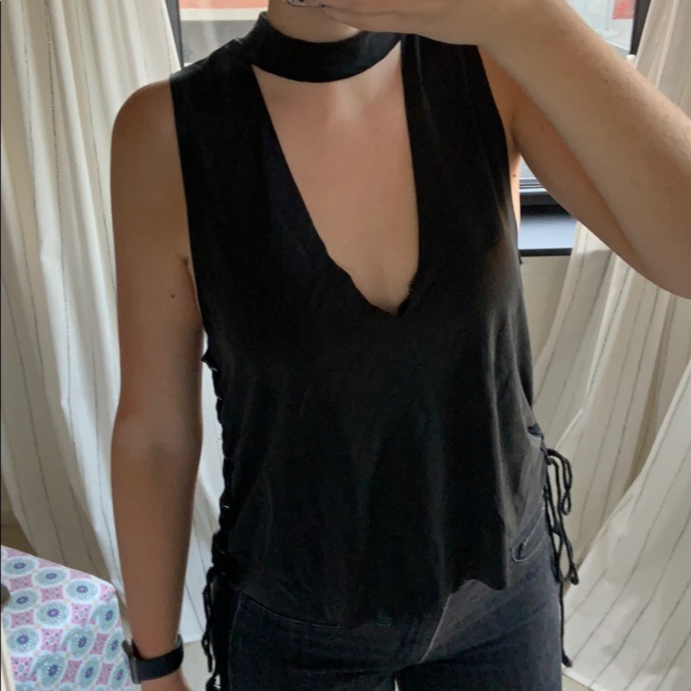 NEVER WORN! Choker Tank